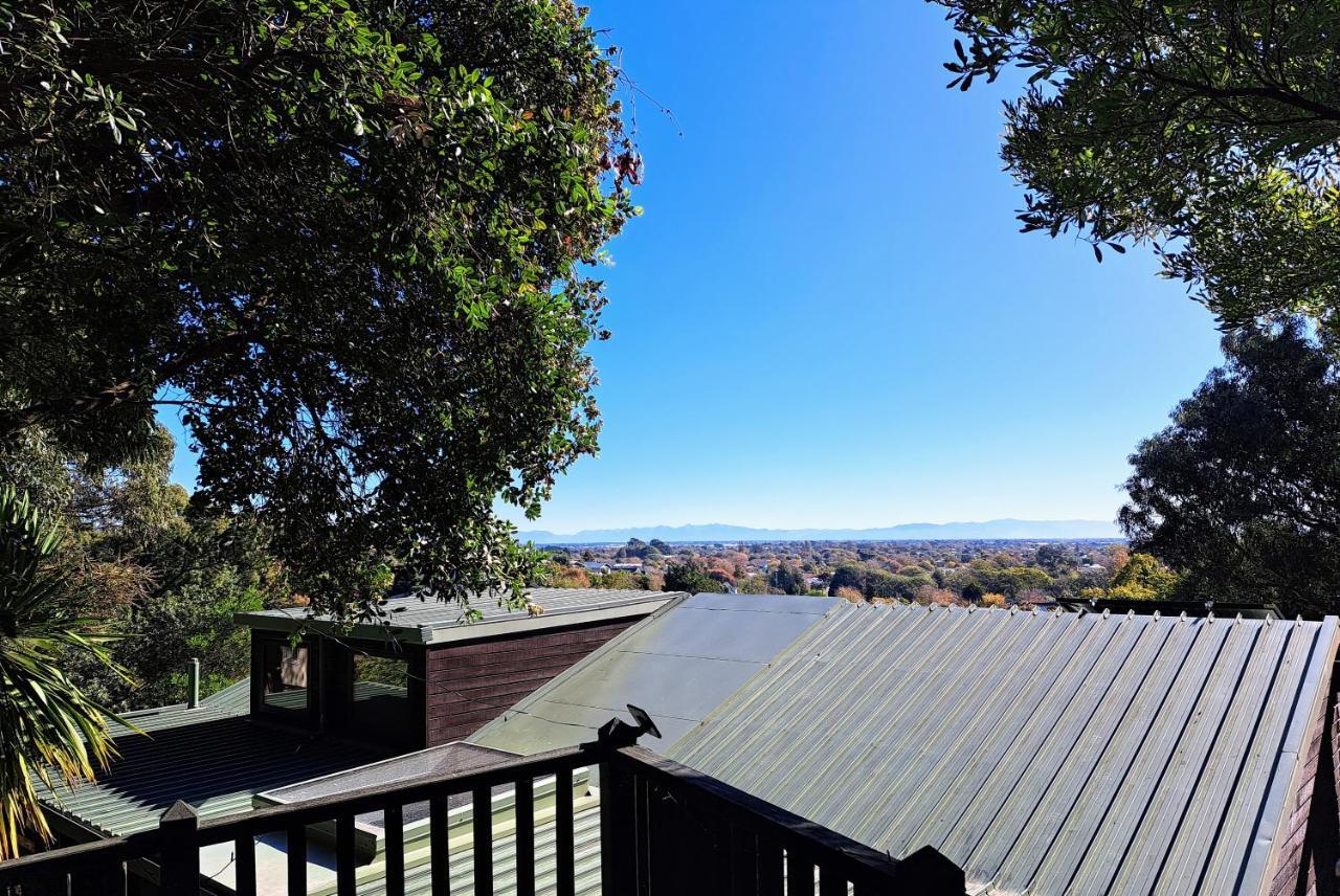 Sherwood Lodge 4-Bedroom Holiday Home With Spectacular Views Christchurch Exterior photo