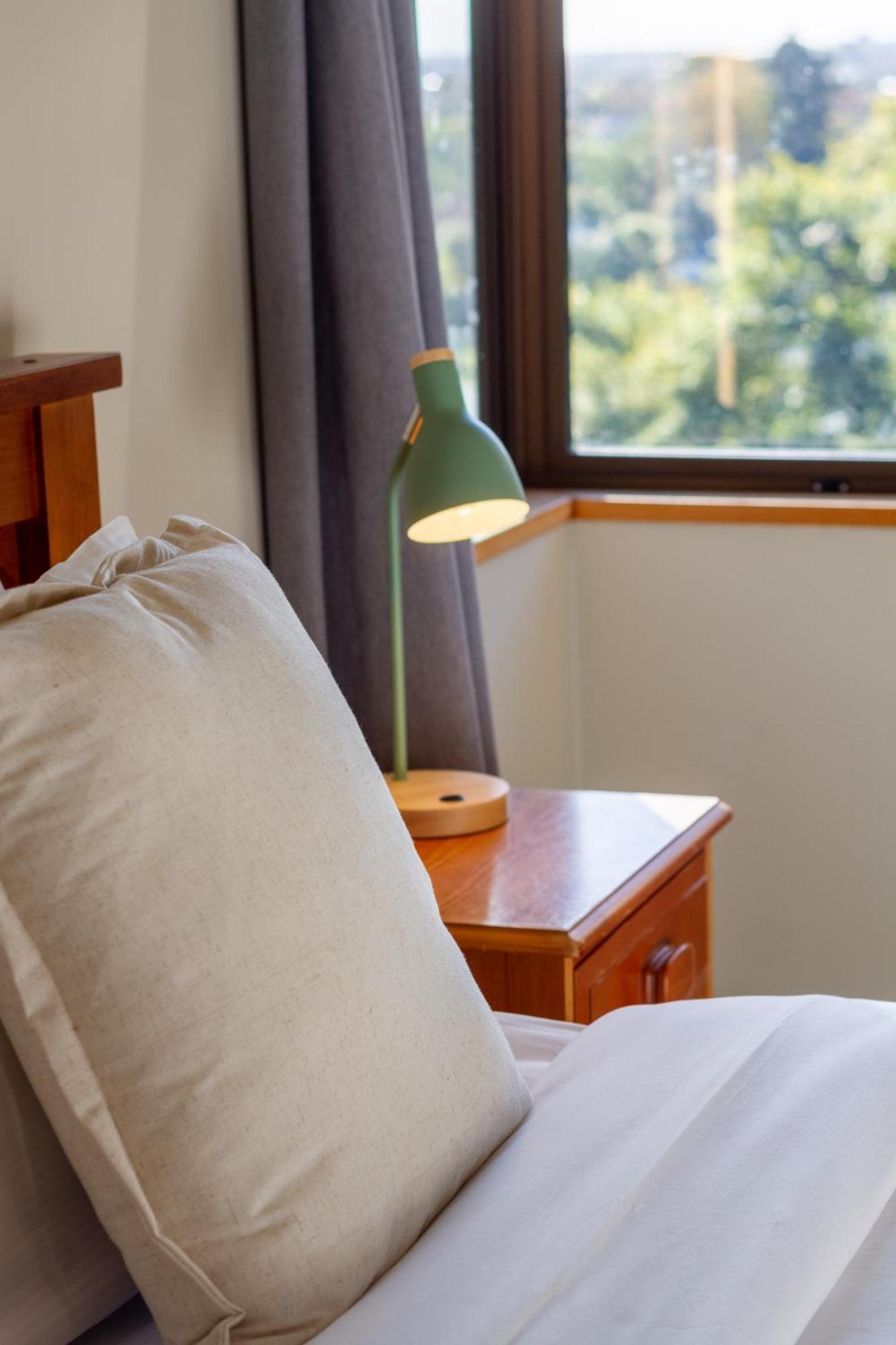 Sherwood Lodge 4-Bedroom Holiday Home With Spectacular Views Christchurch Exterior photo