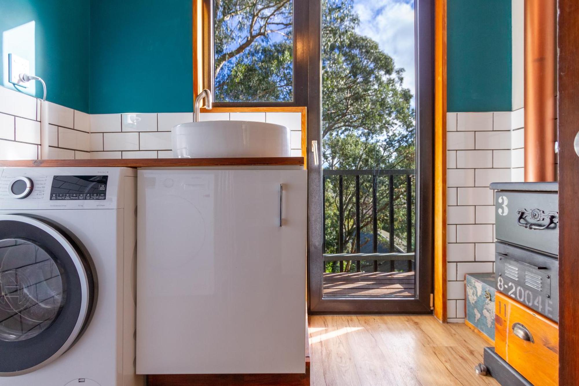 Sherwood Lodge 4-Bedroom Holiday Home With Spectacular Views Christchurch Exterior photo